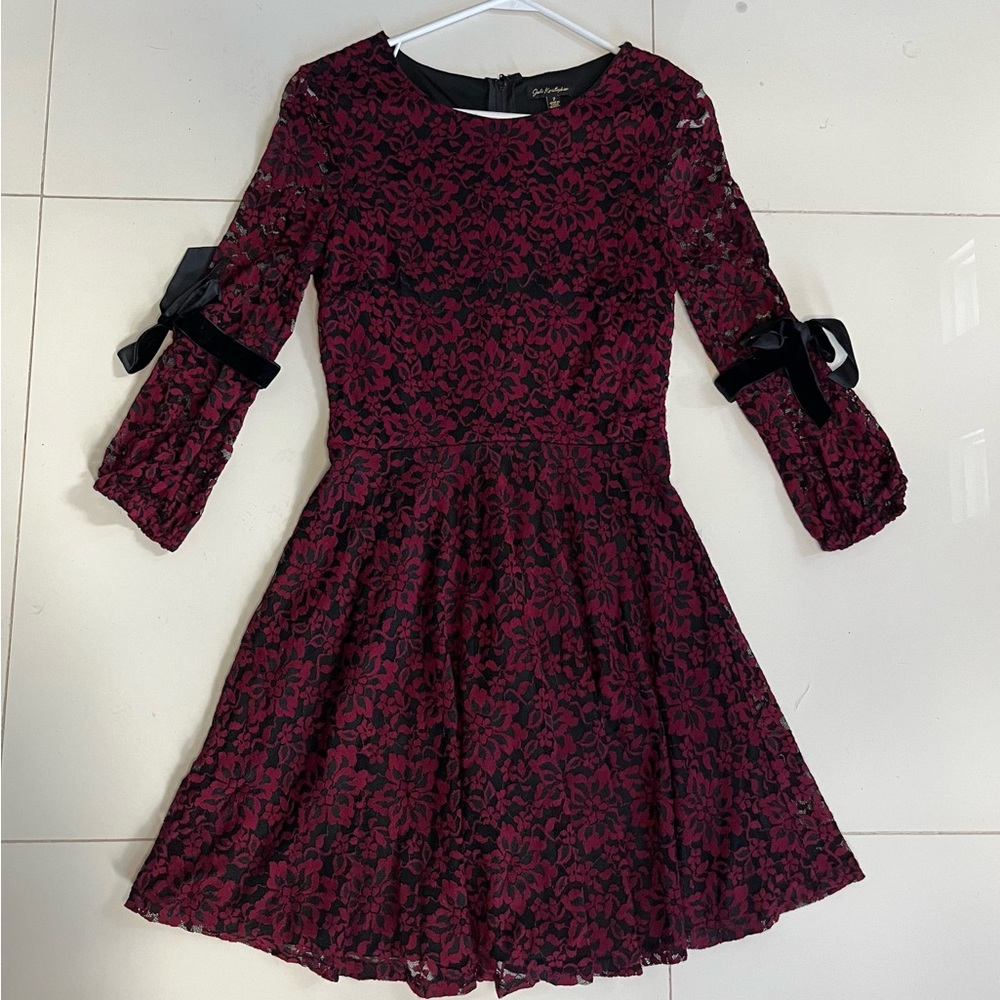 LONG SLEEVE MAROON BLACK DRESS